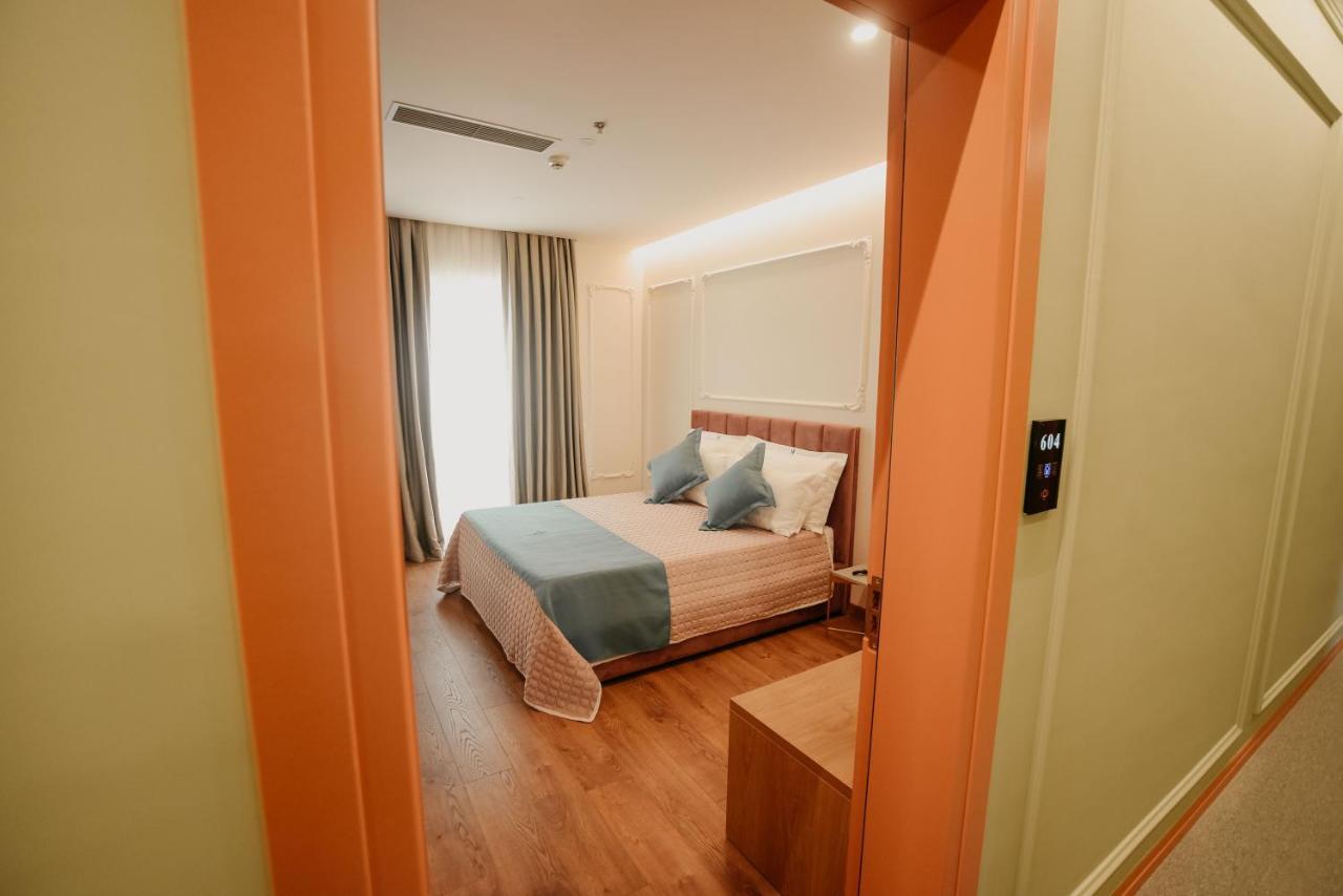 Martiness Hotel Дуррес Екстер'єр фото
