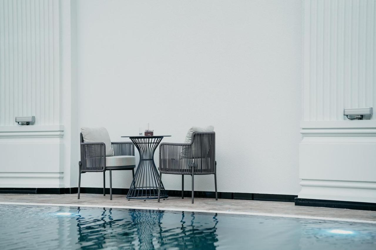 Martiness Hotel Дуррес Екстер'єр фото