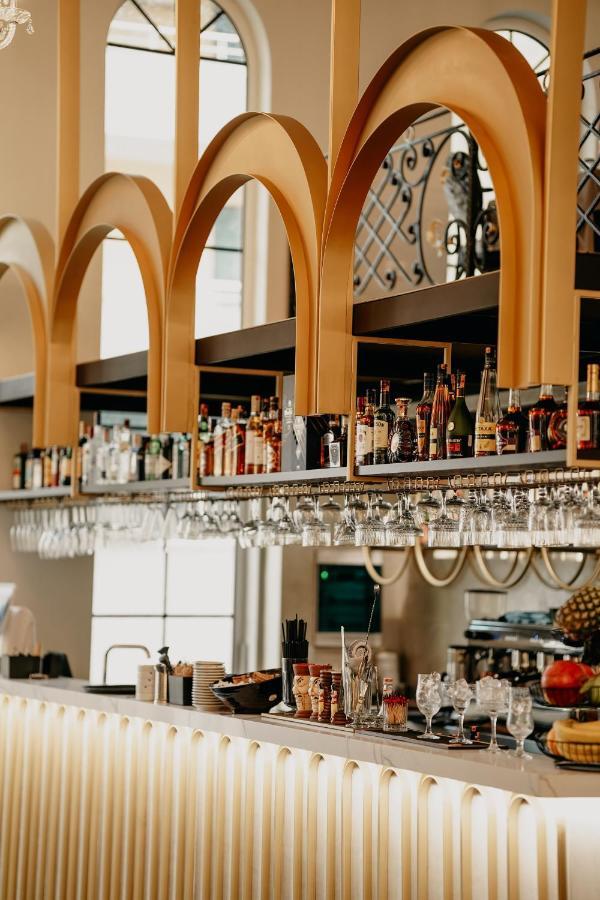 Martiness Hotel Дуррес Екстер'єр фото