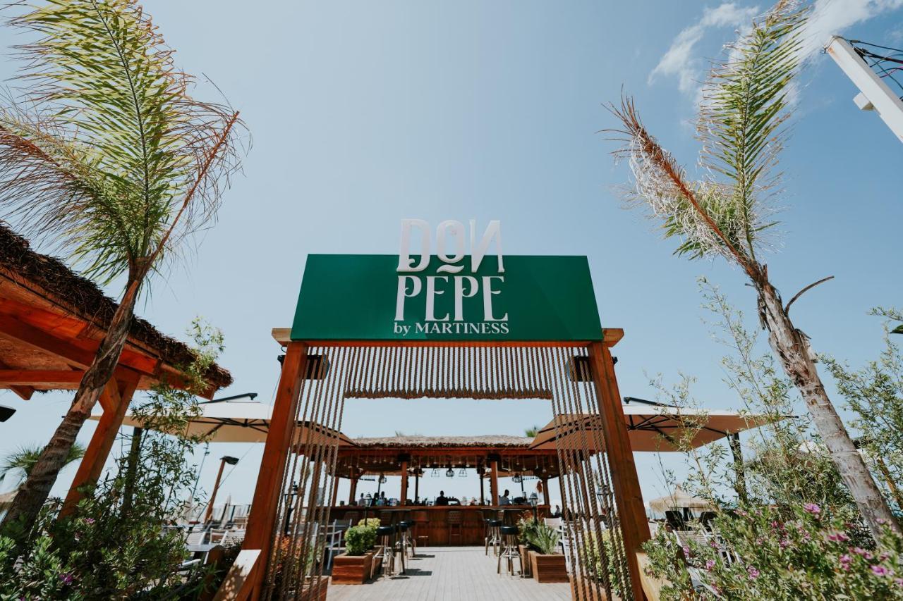 Martiness Hotel Дуррес Екстер'єр фото